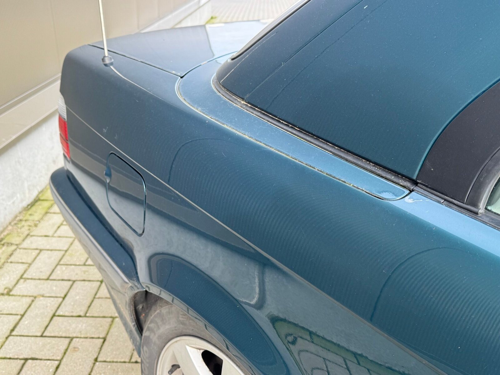 Detailen, poetsen en polijsten service in Doetinchem. Auto poetsen, stofzuigen en stomen.